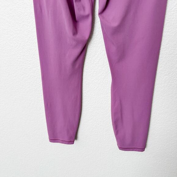 [Athleta] Purple Lilac High Rise Transcend 7/8 Tight Leggings Workout Sz Small S - Picture 7 of 12